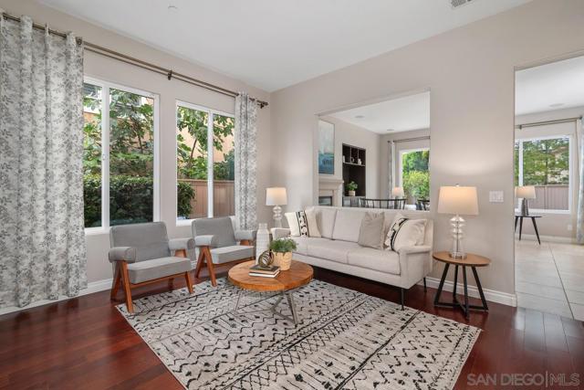 10518 Monterey Ridge Dr, San Diego CA: https://media.crmls.org/mediaz/67a417bc-d0cf-418f-abec-13c23da06964.jpg