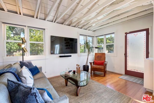 667 Marine Street photo 7