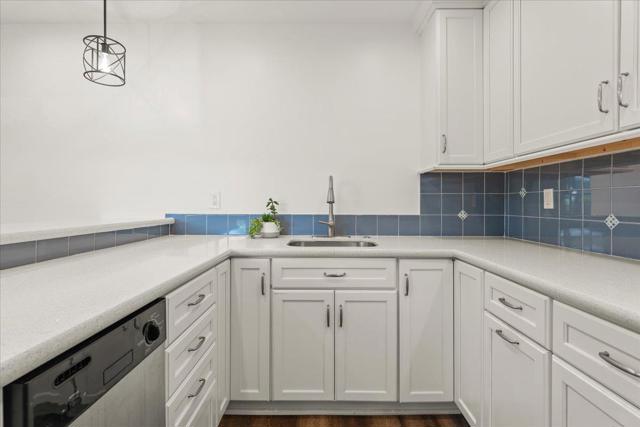 1420 Ruby Court, Capitola CA: https://media.crmls.org/mediaz/67a67629-1f28-4430-99d1-4be545aa8866.jpg