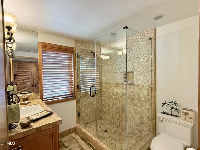 268 Sunset Drive, Oxnard CA: https://media.crmls.org/mediaz/67a70e8a-5e7d-49c0-8453-483232e42b92.jpg
