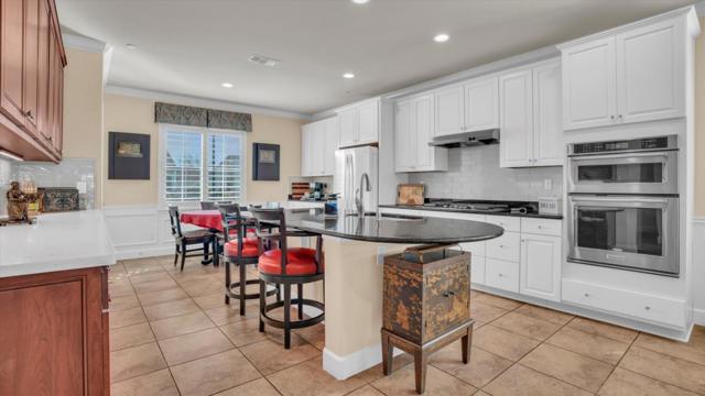 1467 Chestnut Hill Drive, Manteca CA: https://media.crmls.org/mediaz/67a77d05-0ac4-4147-9ceb-8b4b76b0d89a.jpg