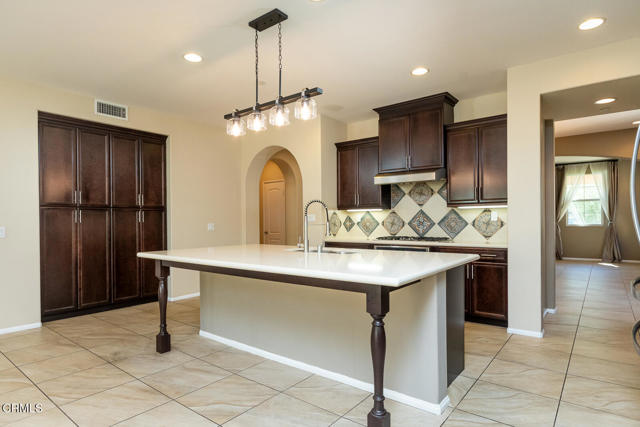 Detail Gallery Image 17 of 67 For 24863 Carbon Ln, Valencia,  CA 91354 - 4 Beds | 3/1 Baths