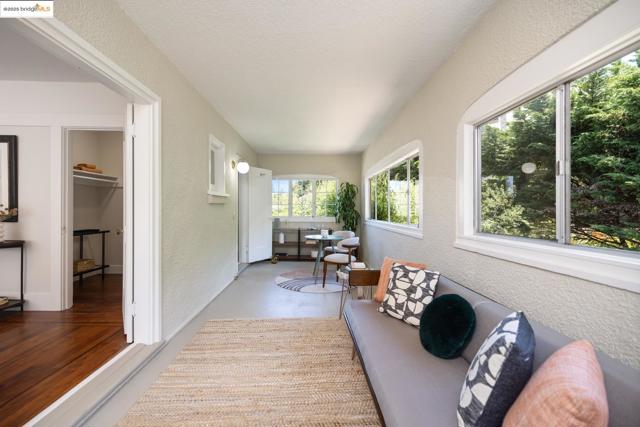 971 Santa Barbara Rd, Berkeley CA: https://media.crmls.org/mediaz/67a8bbf3-9d97-48c7-9df8-1c38a4ecbf7c.jpg