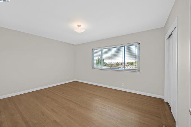 19028 Clemans Dr, Castro Valley CA: https://media.crmls.org/mediaz/67a96b6a-ee5b-47e1-b57d-5d15c6b6d417.jpg