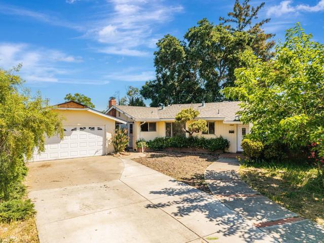 1040 Longfellow Avenue, Campbell CA: https://media.crmls.org/mediaz/67ab8152-5c5f-47b0-93c6-7938721c9181.jpg