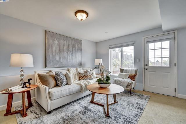 153 Morningside Dr, Daly City CA: https://media.crmls.org/mediaz/67acb015-85cb-4667-93af-cf0479190c3a.jpg