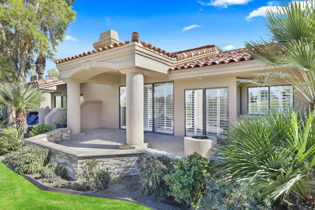 54801 Inverness Way, La Quinta CA: https://media.crmls.org/mediaz/67ad392a-db34-44da-8766-4554223fc81b.jpg
