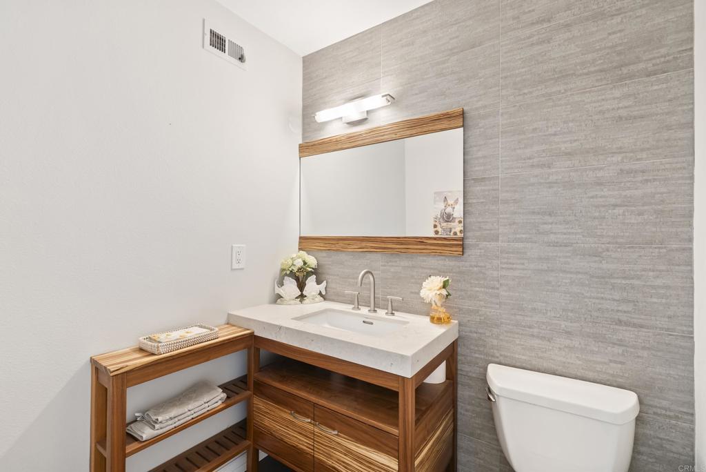 1504 Valleda Lane - photo 20