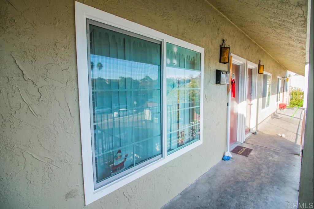 3854 50th Street - photo 8