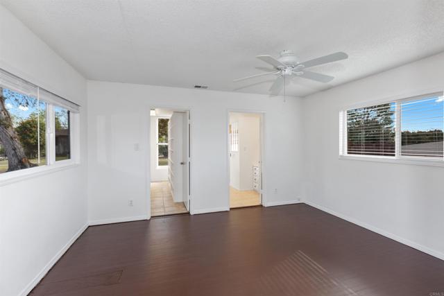 513 Canyon Drive, Solana Beach CA: https://media.crmls.org/mediaz/67b079a4-81c0-4829-b966-d2b386b02314.jpg