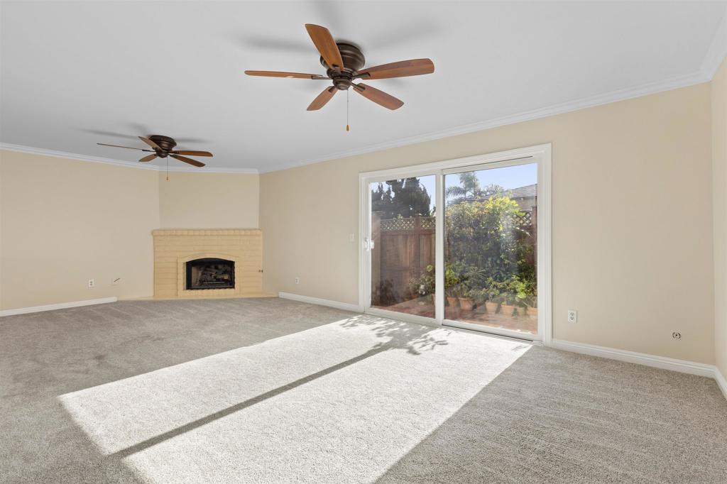 852 Diamond St - photo 4