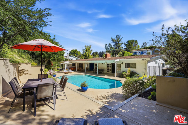 20209 Wells Drive photo 4