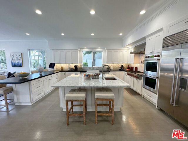 Image 10 of 73 For 723 10th Street