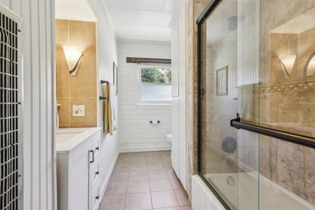 6600 Redwood Retreat Road, Gilroy CA: https://media.crmls.org/mediaz/67b2f14c-893b-4586-9a06-45cdc6998a59.jpg