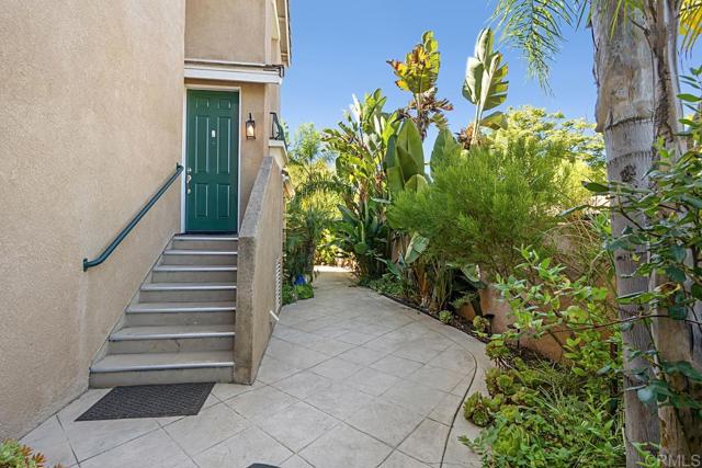 Detail Gallery Image 6 of 46 For 18861 Caminito Cantilena #43,  San Diego,  CA 92128 - 3 Beds | 2/1 Baths
