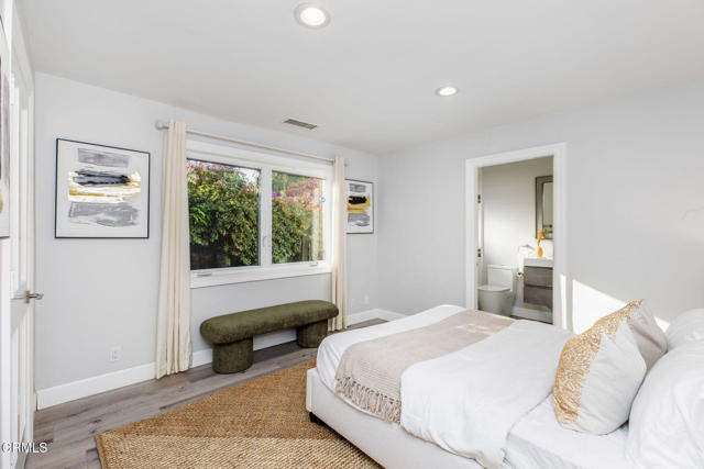 Detail Gallery Image 14 of 40 For 19443 Hatteras St, Los Angeles,  CA 91356 - 4 Beds | 4 Baths