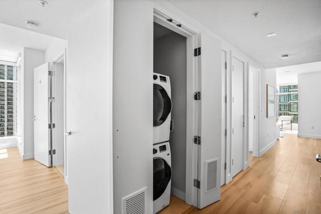 1205 Pacific Hwy, San Diego CA: https://media.crmls.org/mediaz/67b431c9-8866-4694-912a-2d1379fc4f2c.jpg