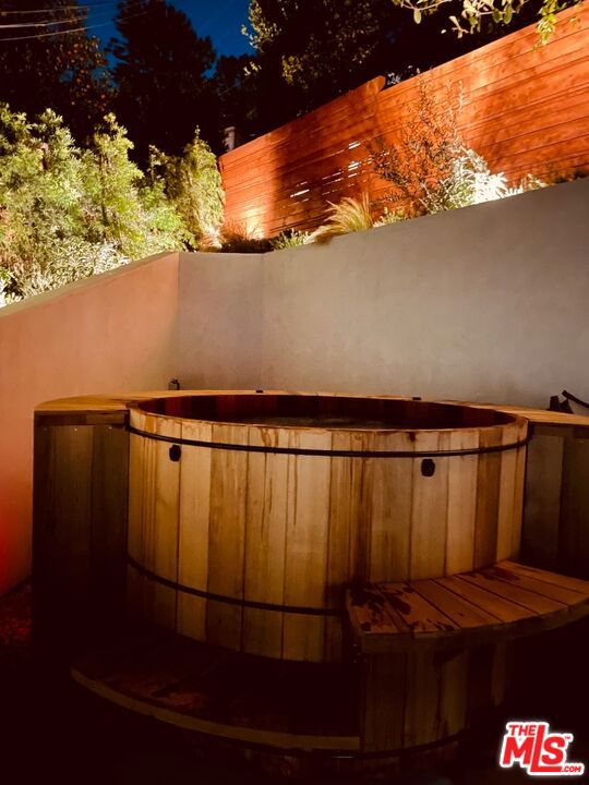 4104 Saugus Avenue, Sherman Oaks CA: https://media.crmls.org/mediaz/67b4c3d0-d57b-4cdc-a1cc-dfd6d14319bc.jpg