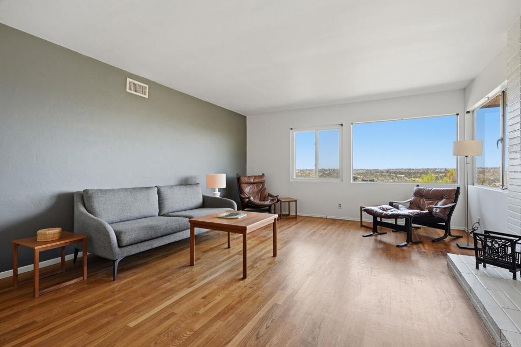 5561 Drover Street - photo 8