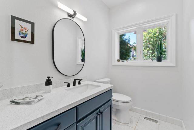 29 Kite Hill Road, Santa Cruz CA: https://media.crmls.org/mediaz/67b805f3-7ad5-409c-b56b-ef21b4e06c7e.jpg