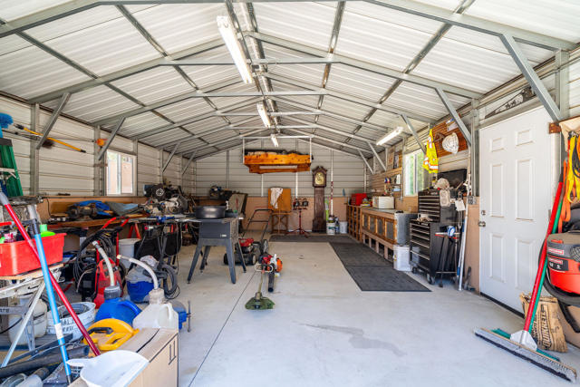 59341 Courtesy Drive, Mountain Center CA: https://media.crmls.org/mediaz/67b8ec0c-8501-4973-9709-01d3725aa23b.jpg