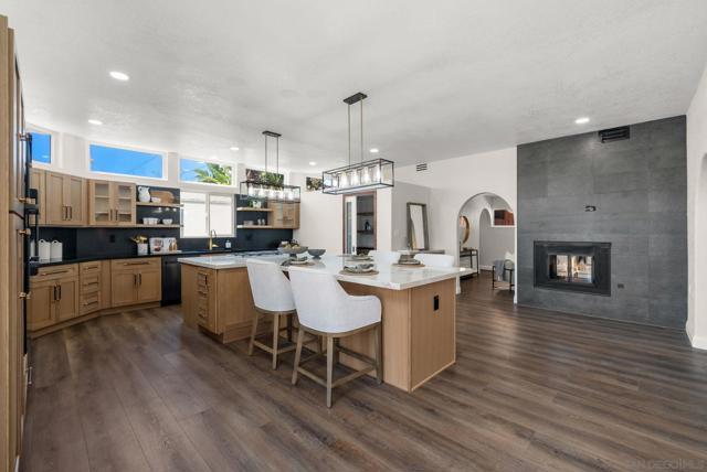 5150 Bristol Road, San Diego CA: https://media.crmls.org/mediaz/67b91065-50ba-463a-a5d8-860392d18b40.jpg