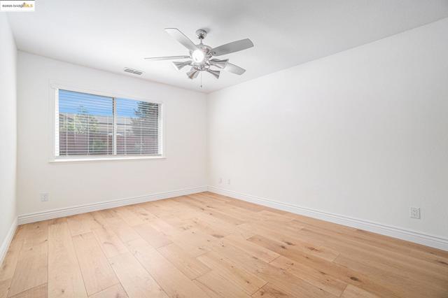 5235 Ramsdell Ct, Antioch CA: https://media.crmls.org/mediaz/67b94868-b286-4d9e-8d70-6dd0d61cf0bf.jpg