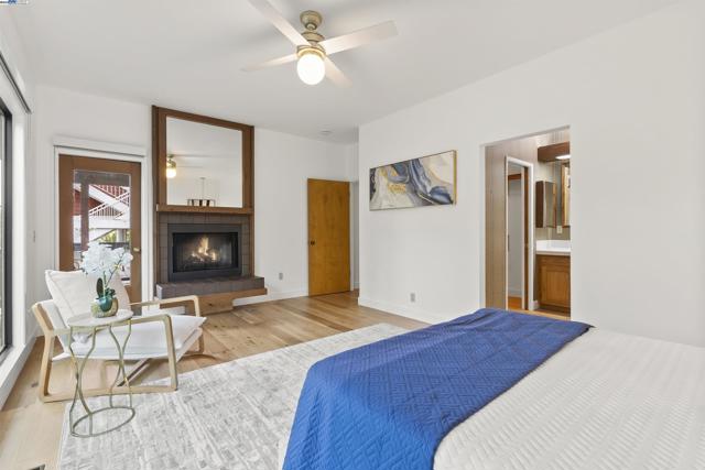 6425 Zinn Dr, Oakland CA: https://media.crmls.org/mediaz/67bc697c-84d8-4a18-a1ac-9e7da18ed956.jpg