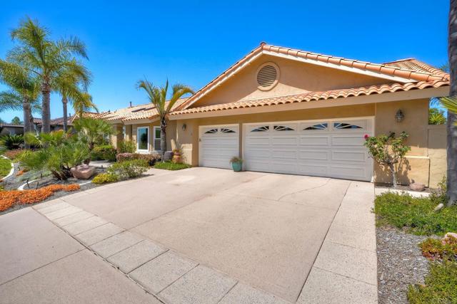1336 Lupine Hills Drive, Vista CA: https://media.crmls.org/mediaz/67bce15a-3f12-420f-9fb0-44ea51ffc421.jpg