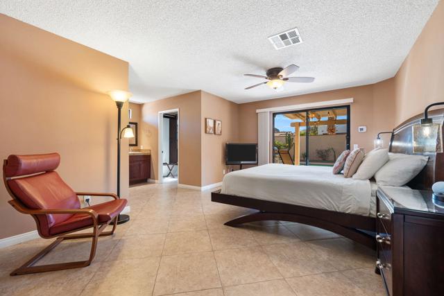 53720 Avenida Carranza, La Quinta CA: https://media.crmls.org/mediaz/67bdb40a-fb5e-47bd-9fb0-6a1e4a188b14.jpg