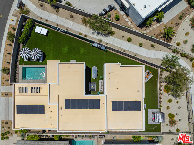 400 Fountain Drive, Palm Springs CA: https://media.crmls.org/mediaz/67be2faf-3563-4c15-8162-40329c9abfc1.jpg