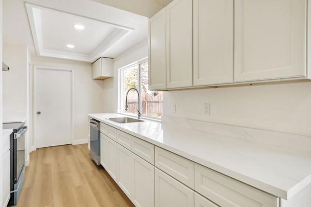 933 Faris Drive, San Jose CA: https://media.crmls.org/mediaz/67be402a-bb10-4ee8-ac60-996e93a2a874.jpg