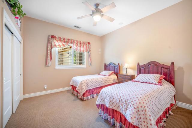 5500 Rio Cascada,  CA: https://media.crmls.org/mediaz/67bea1bf-f238-4011-9fd1-7583138f3423.jpg