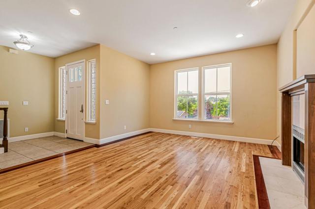 228 N Navarra Drive, Scotts Valley CA: https://media.crmls.org/mediaz/67bea373-3197-4080-8c38-da0ede8f81a5.jpg