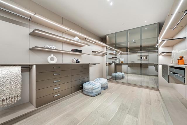 1068 Riverside Drive, Los Altos CA: https://media.crmls.org/mediaz/67bee007-c6fd-4036-9cc2-c8d08f36d3ef.jpg