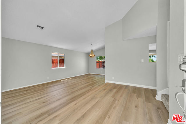 4561 Northstar Drive, Palmdale CA: https://media.crmls.org/mediaz/67bfa9d9-0355-44cc-9859-932c39ae8f00.jpg