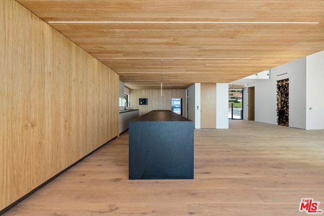 Drew Fenton | 2501 Banyan Drive Los Angeles CA | MLS: 7450499 Drew Fenton | 2501 Banyan Drive Los Angeles CA | MLS: 7450499