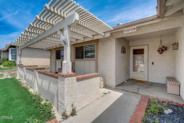 Detail Gallery Image 2 of 32 For 2076 Airedale Ave, Ventura,  CA 93003 - 3 Beds | 2 Baths