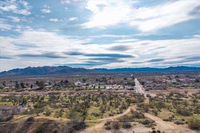 Image 24 of 30 For 0 Carmelita Avenue