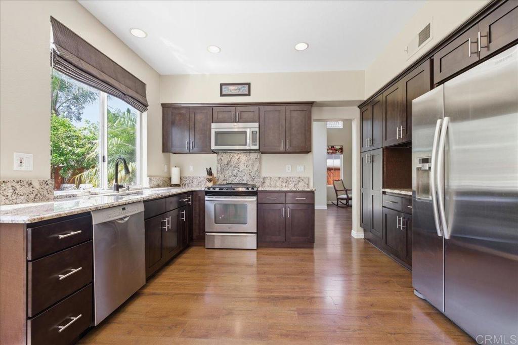 826 Applewilde Drive - photo 11