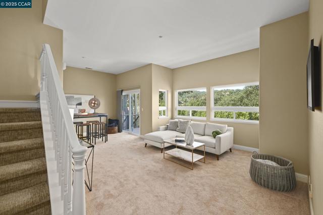 Image 23 of 40 For 1063 Sunrise Ridge Dr