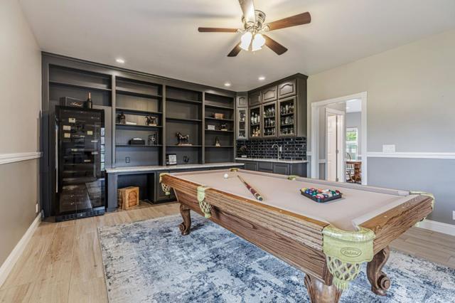 560 Tevis Trail, Hollister CA: https://media.crmls.org/mediaz/67c3462b-2622-4661-b82e-fa442cffe9ae.jpg