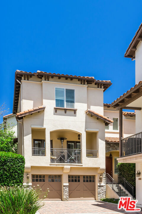 5734 Celedon, Playa Vista CA: https://media.crmls.org/mediaz/67c620e5-cd78-49e5-8feb-ba58b670da8a.jpg
