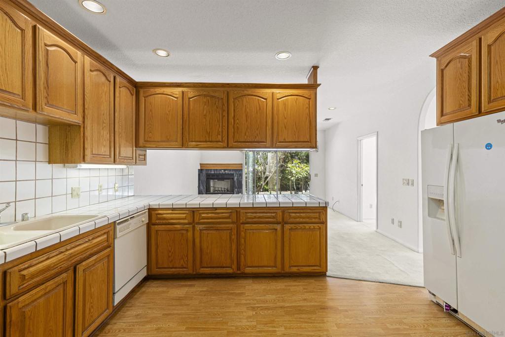 2446 Sacada Cir - photo 11