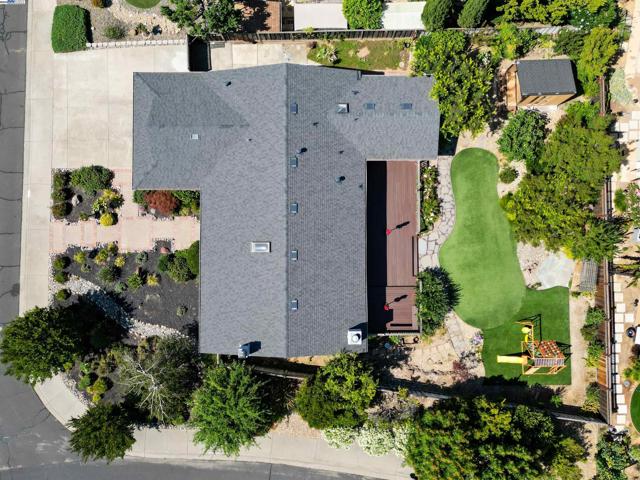 1492 Windsor Way, Livermore CA: https://media.crmls.org/mediaz/67c8ae2c-66e5-479c-955e-085570cb9b82.jpg