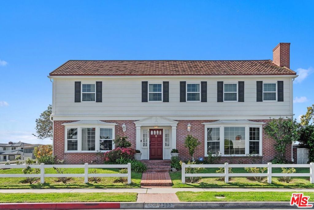 4300 Don Felipe Drive