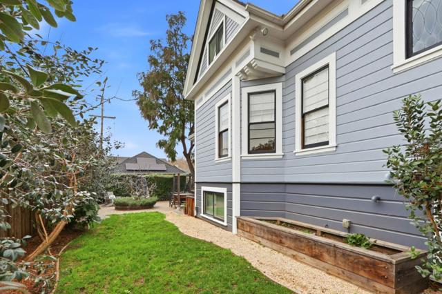 1085 Camino Ramon, San Jose CA: https://media.crmls.org/mediaz/67c9c8ee-f973-467e-a595-ae3aec6d00b9.jpg