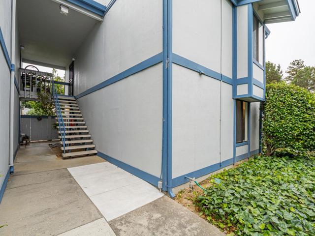 1925 46th Avenue, Capitola CA: https://media.crmls.org/mediaz/67ca1ff2-7268-4853-90db-eca957d1315f.jpg