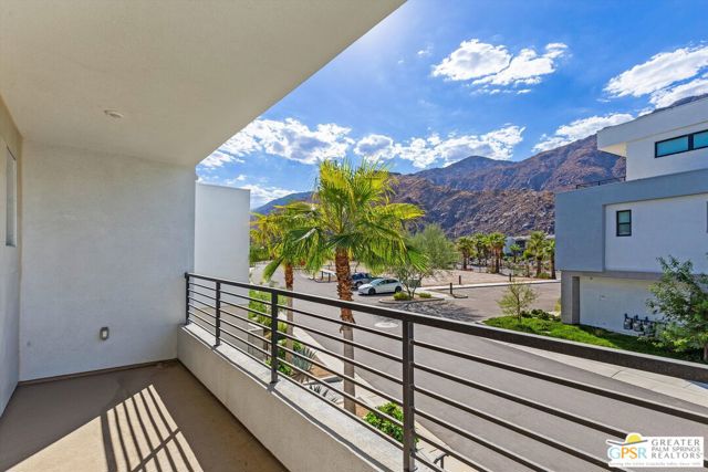 906 Cameron Center Drive, Palm Springs, CA 92264