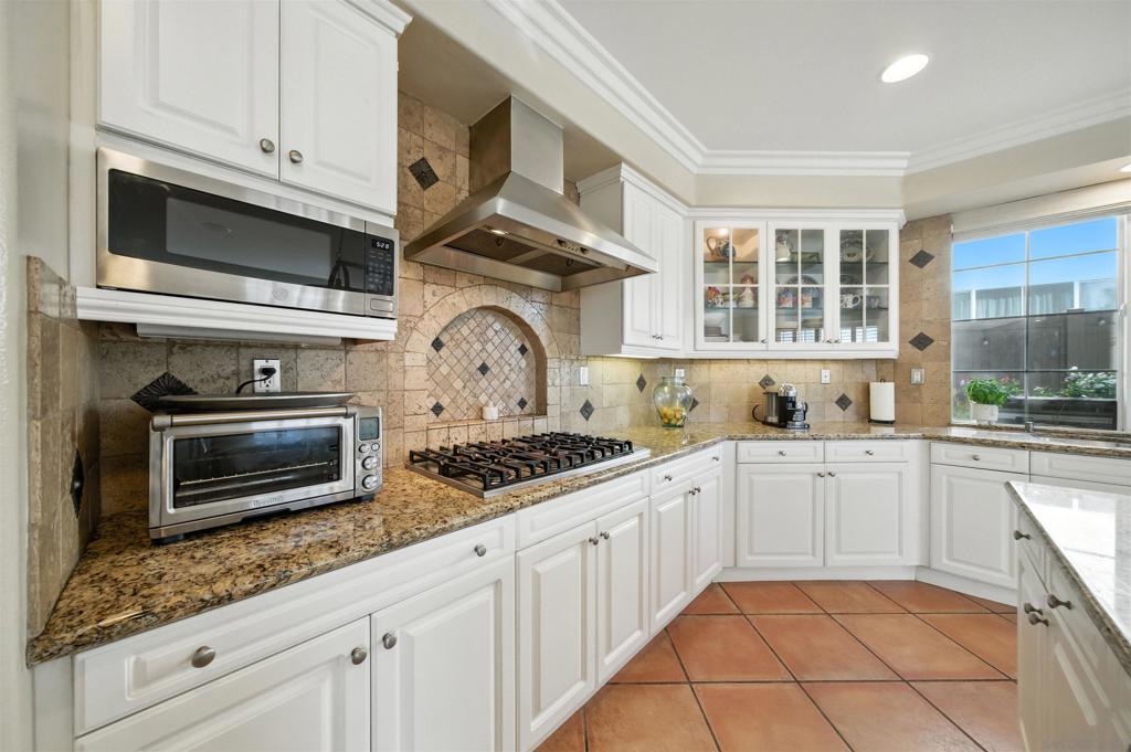 MLS #250031505SD img 23